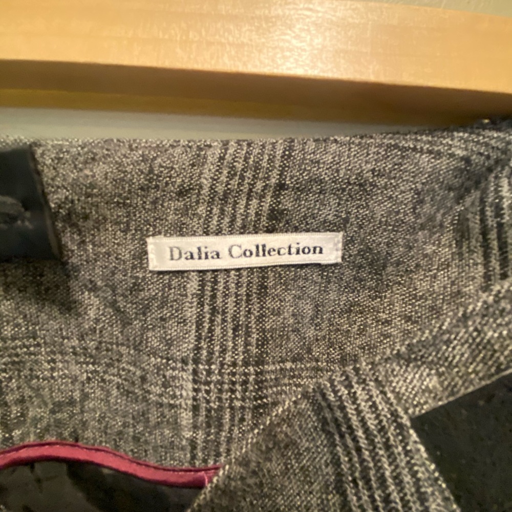 Mini skirt - Picture 3 of 4